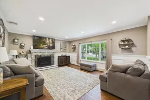 84 Seekell St, Taunton, MA 02718 - Photo 16