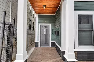 256 Bremen St, Boston, MA 02128 - Photo 12