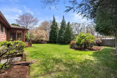 49 Lake St, Shrewsbury, MA 01545 - Photo 8