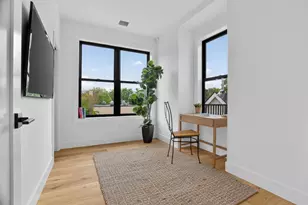 24 Spring Hill Terrace, Somerville, MA 02143 - Photo 10