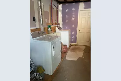 52 Whipple St, Lowell, MA 01852 - Photo 26
