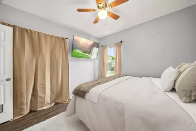 35 Hazel St #B, Attleboro, MA 02703 - Photo 12