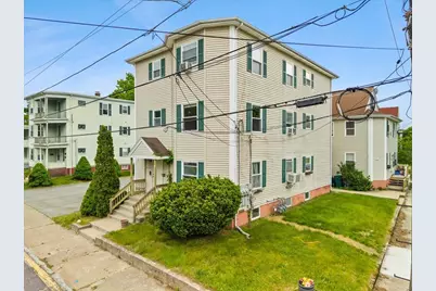 35 Hazel St #B, Attleboro, MA 02703 - Photo 4