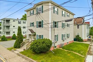 35 Hazel St, Attleboro, MA 02703 - Photo 4