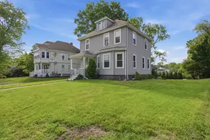 27 Stanton St, Rockland, MA 02370 - Photo 2