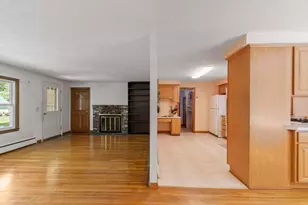 12 Abbott Ln, Chelmsford, MA 01824 - Photo 6