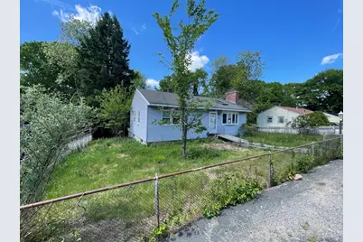 4 Forbes Ave, Burlington, MA 01803 - Photo 4
