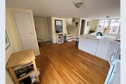 91 5th #2, Cambridge, MA 02141 - Photo 2