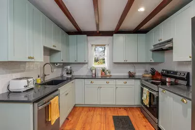 129 Whitehall Rd, Amesbury, MA 01913 - Photo 2