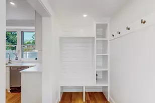 37 Oakland St, Wellesley, MA 02481 - Photo 20