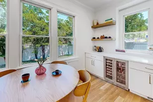 37 Oakland St, Wellesley, MA 02481 - Photo 4