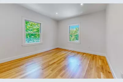 37 Oakland St, Wellesley, MA 02481 - Photo 26
