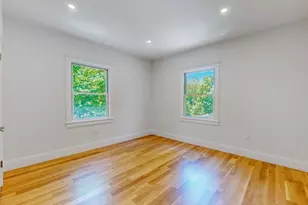37 Oakland St, Wellesley, MA 02481 - Photo 22