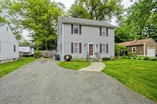 679 Parker St, Springfield, MA 01129 - Photo 2