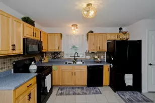 679 Parker St, Springfield, MA 01129 - Photo 20