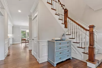 270 Elsinore St, Concord, MA 01742 - Photo 4