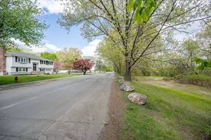 59 Riverview Blvd, Methuen, MA 01844 - Photo 6