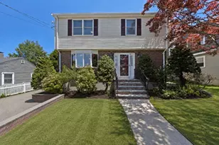 76 Shawmut St, Quincy, MA 02169 - Photo 2