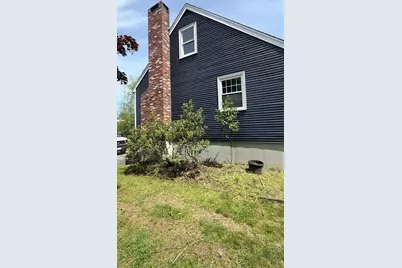 257 Bishop St, Framingham, MA 01702 - Photo 4