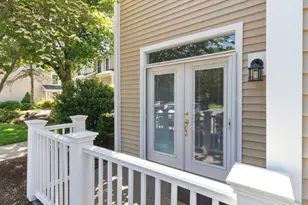 49 Bradford Commons Ln, Braintree, MA 02184 - Photo 32