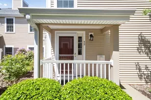 49 Bradford Commons Ln, Braintree, MA 02184 - Photo 18