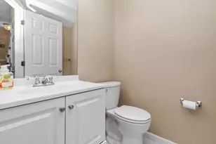 49 Bradford Commons Ln, Braintree, MA 02184 - Photo 16