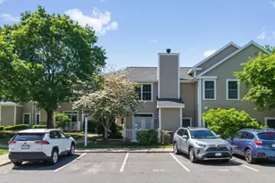 49 Bradford Commons Ln, Braintree, MA 02184 - Photo 18