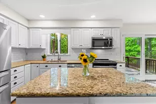 42 Brookside Dr, Uxbridge, MA 01569 - Photo 18