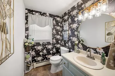 45 Flagstone Pl #45, Bridgewater, MA 02324 - Photo 14