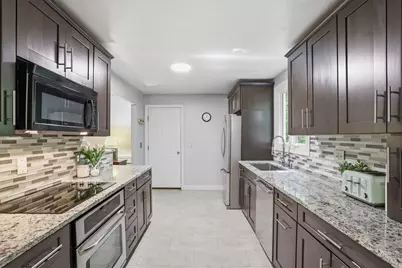 123 Sugar Rd, Bolton, MA 01740 - Photo 10