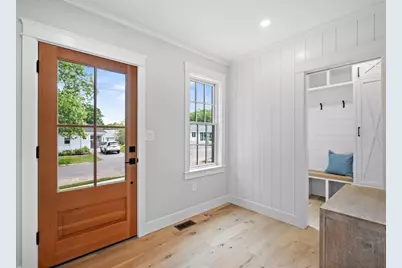1 Stanley Ave, Newburyport, MA 01950 - Photo 6
