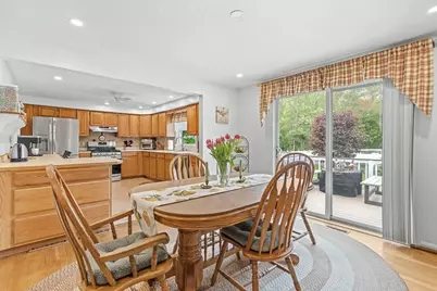 121 Mylod St, Walpole, MA 02081 - Photo 10