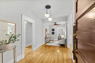 9 Verndale, Brookline, MA 02446 - Photo 2