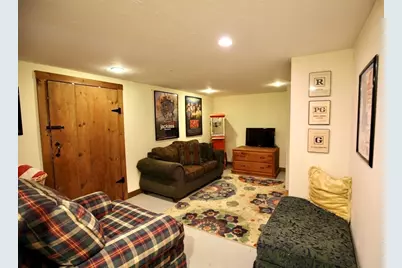 86 Taunton St, Lakeville, MA 02347 - Photo 18