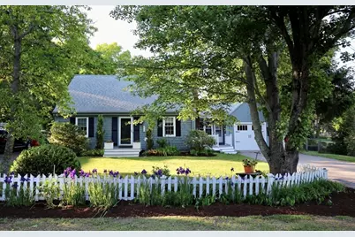 86 Taunton St, Lakeville, MA 02347 - Photo 2