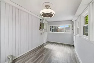 165 Hampden St, Springfield, MA 01151 - Photo 32