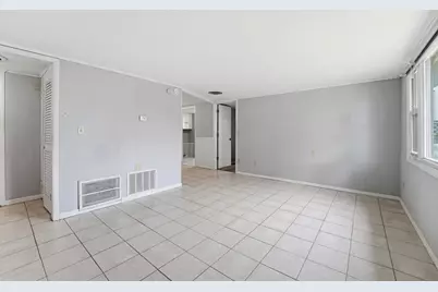 165 Hampden St, Springfield, MA 01151 - Photo 10