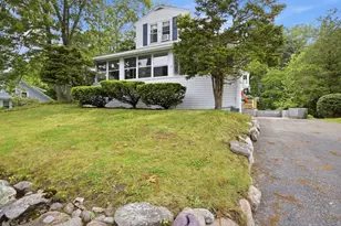 17 Great Pond Rd, Weymouth, MA 02190 - Photo 2
