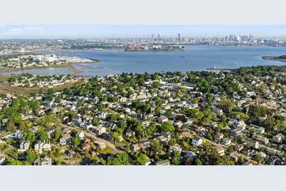 24 Bloomfield St, Quincy, MA 02171 - Photo 38