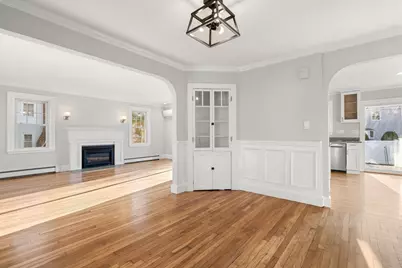 24 Bloomfield St, Quincy, MA 02171 - Photo 8