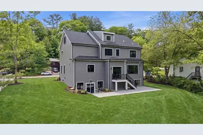 174 Winn St, Burlington, MA 01803 - Photo 2