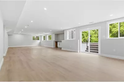 174 Winn St, Burlington, MA 01803 - Photo 32