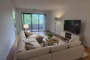 18 Shrewsbury Green Dr, Shrewsbury, MA 01545 - Photo 6