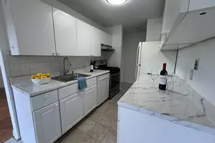18 Shrewsbury Green Dr, Shrewsbury, MA 01545 - Photo 4