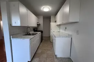 18 Shrewsbury Green Dr, Shrewsbury, MA 01545 - Photo 8
