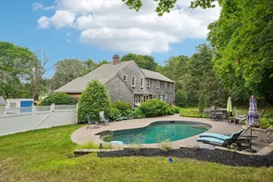 2 Berkley Cir, Hingham, MA 02043 - Photo 2