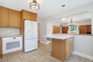 4 Meadow Ln, Walpole, MA 02081 - Photo 8