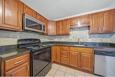 286 Fenno St #1, Revere, MA 02151 - Photo 8