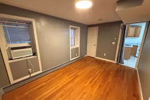 81 Cabot St, Beverly, MA 01915 - Photo 6