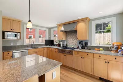 10 Hillsdale Rd, Arlington, MA 02476 - Photo 12